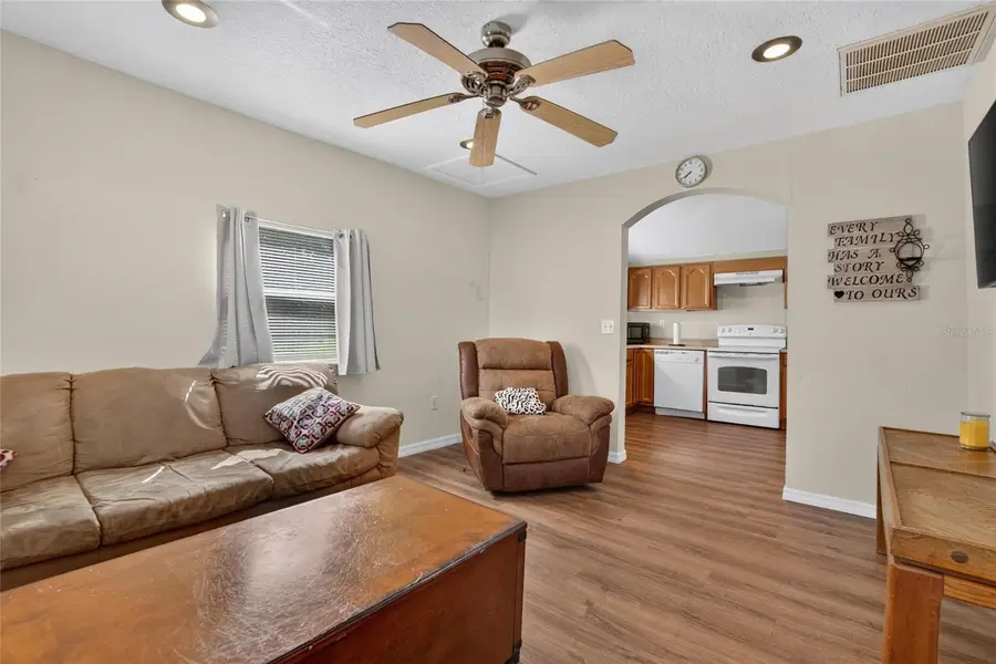 140 Williams Street, Mulberry, FL 33860 - #3
