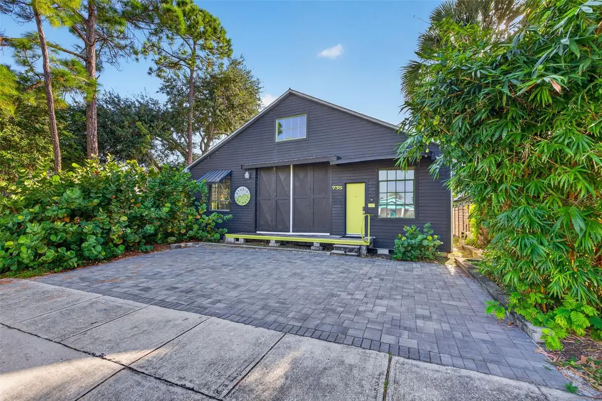 735 17th Street N, Saint Petersburg, FL 33713 - #1