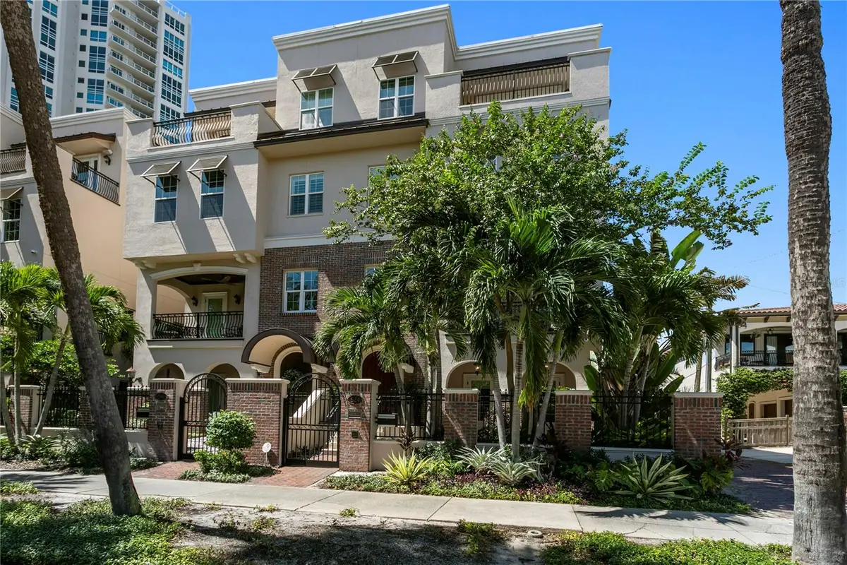 524 Beach Drive Ne, Saint Petersburg, FL 33701 - #1