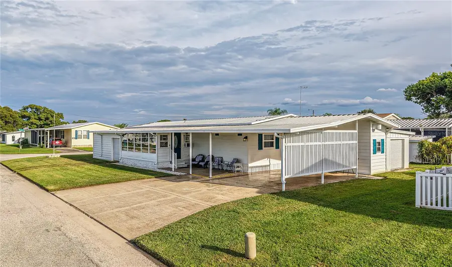 5421 Mohawk Street, Zephyrhills, FL 33542 - #2
