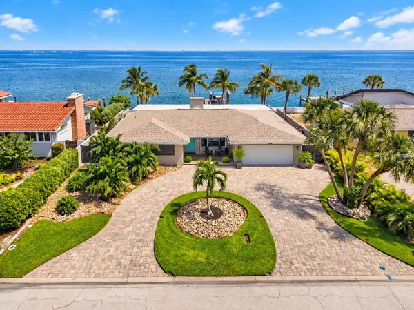 2480 E Bay Isle Drive Se, ST PETERSBURG, FL 33705