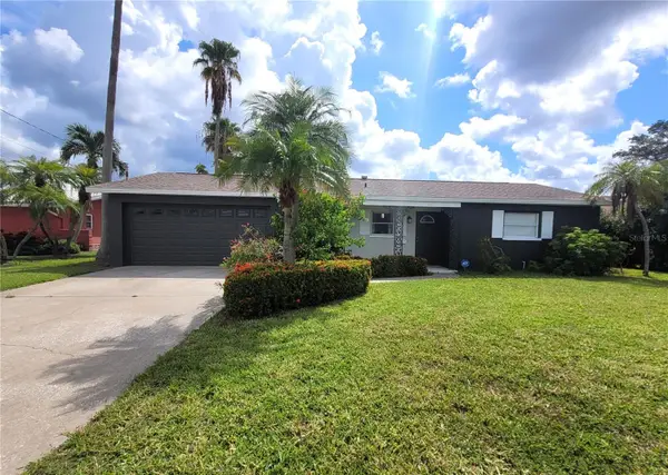 137 Midway Island, CLEARWATER, FL 33767