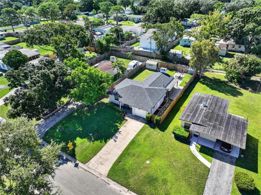 844 87th Avenue N, Saint Petersburg, FL 33702 - #3