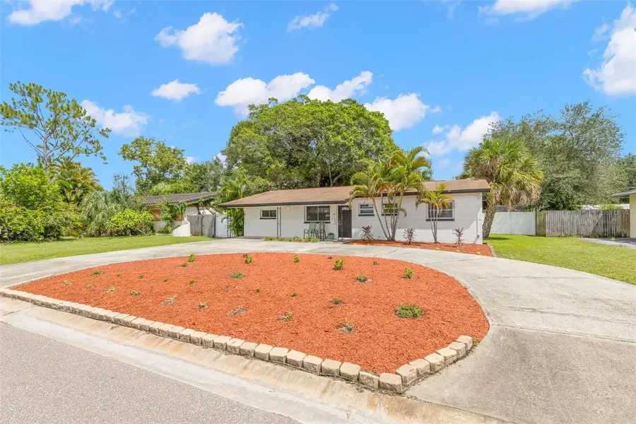 5601 Bay Street Ne, Saint Petersburg, FL 33703 - #2