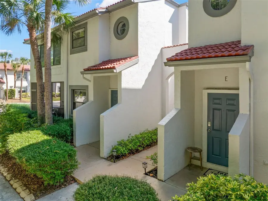 484 Santa Cruz Place Ne #E, Saint Petersburg, FL 33703 - #2