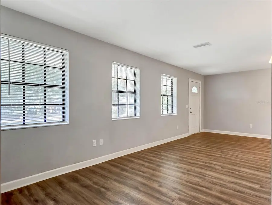 1612 E North Bay Street, Tampa, FL 33610 - #3