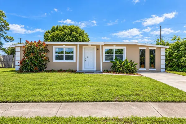 3312 Plummer Circle, MELBOURNE, FL 32901
