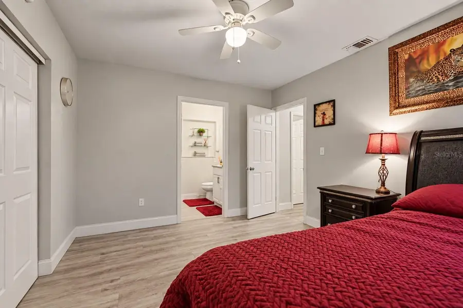 218 Park Ridge Avenue, Temple Terrace, FL 33617 - #3