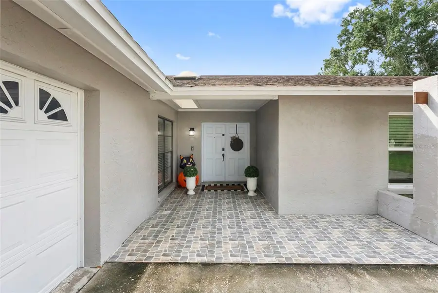 4010 Braesgate Lane, Tampa, FL 33624 - #2