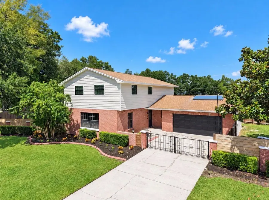 2818 Springdell Circle, Valrico, FL 33596 - #2