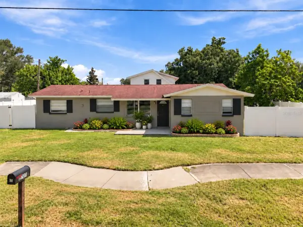 8701 94th Street, SEMINOLE, FL 33777