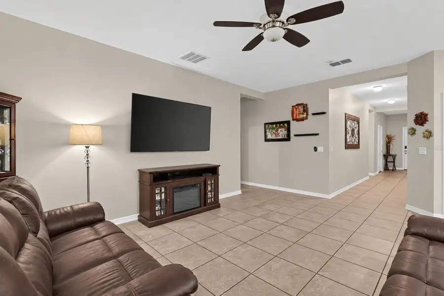 225 Lakeshore Drive, Davenport, FL 33837 - #3