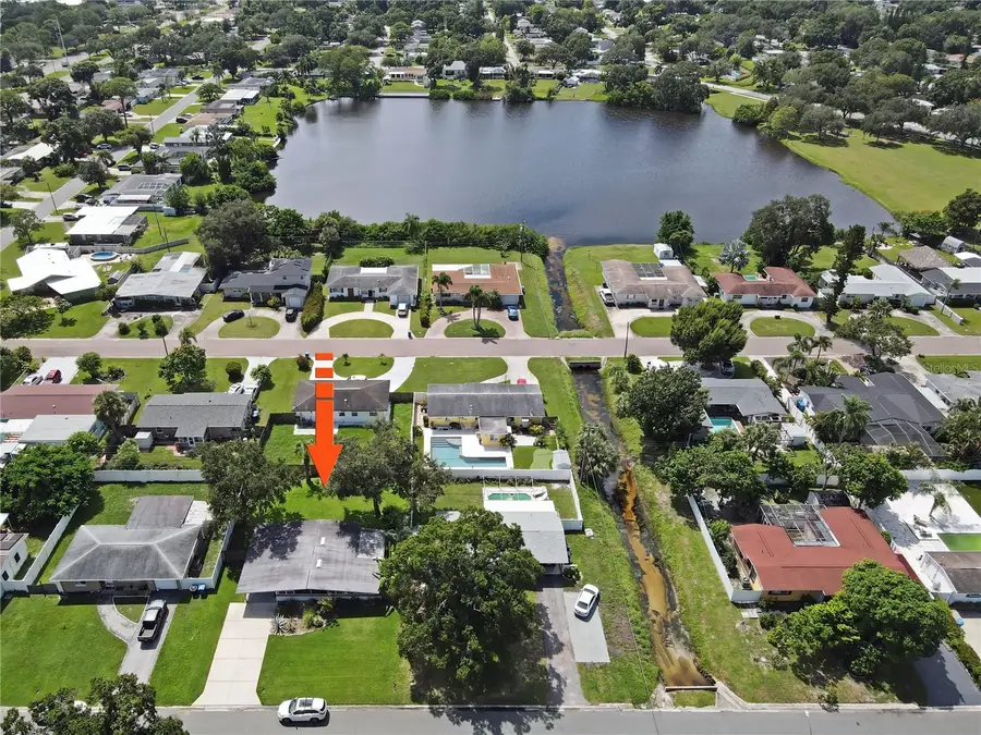 1100 76th Avenue N, Saint Petersburg, FL 33702 - #2