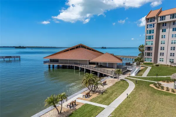 620 Edgewater Drive #103, DUNEDIN, FL 34698