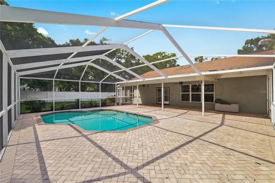 3809 Hanover Hill Dr, Valrico, FL 33596 - #2