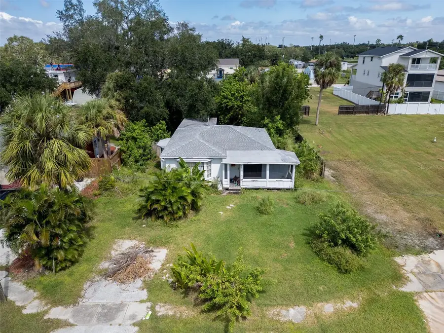 825 60th Avenue Ne, Saint Petersburg, FL 33703 - #3