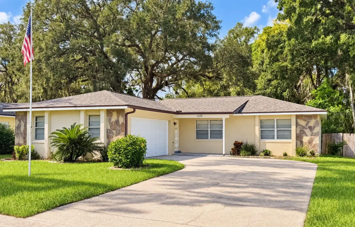 1122 Estatewood Drive, Brandon, FL 33510 - #1