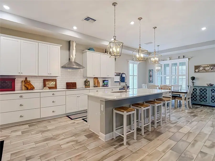 813 Old Windsor Way, Spring Hill, FL 34609 - #3