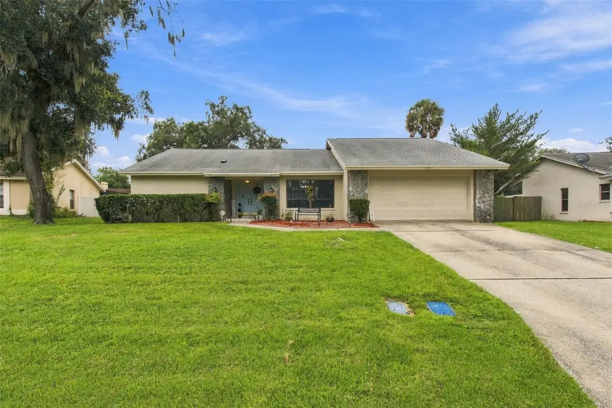 2621 Bridle Drive, Plant City, FL 33566 - #1