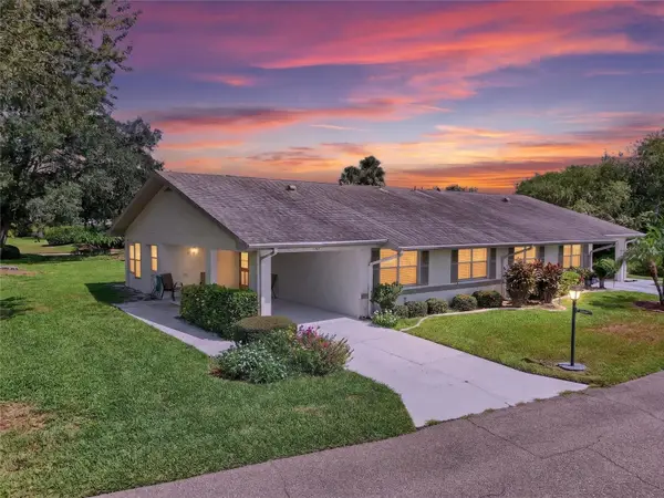 1607 Hovington Circle #229, SUN CITY CENTER, FL 33573