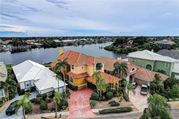 852 Symphony Isles Boulevard, APOLLO BEACH, FL 33572