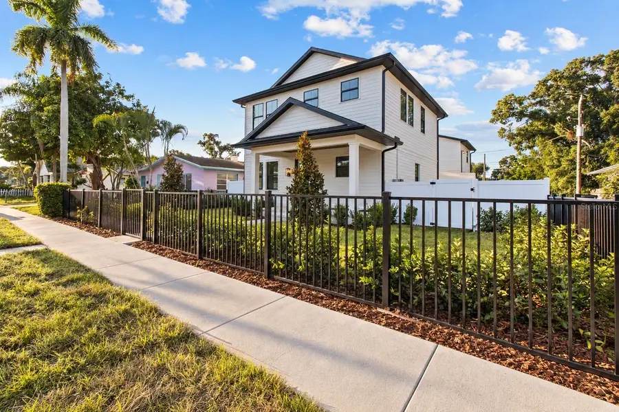 1025 Melrose Avenue S, Saint Petersburg, FL 33705 - #2