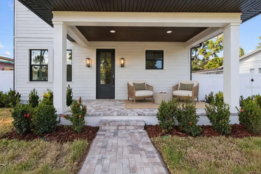 1025 Melrose Avenue S, Saint Petersburg, FL 33705 - #3
