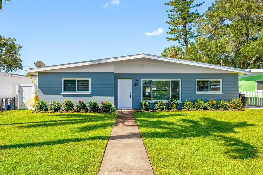 2805 46th Street S, Gulfport, FL 33711 - #2