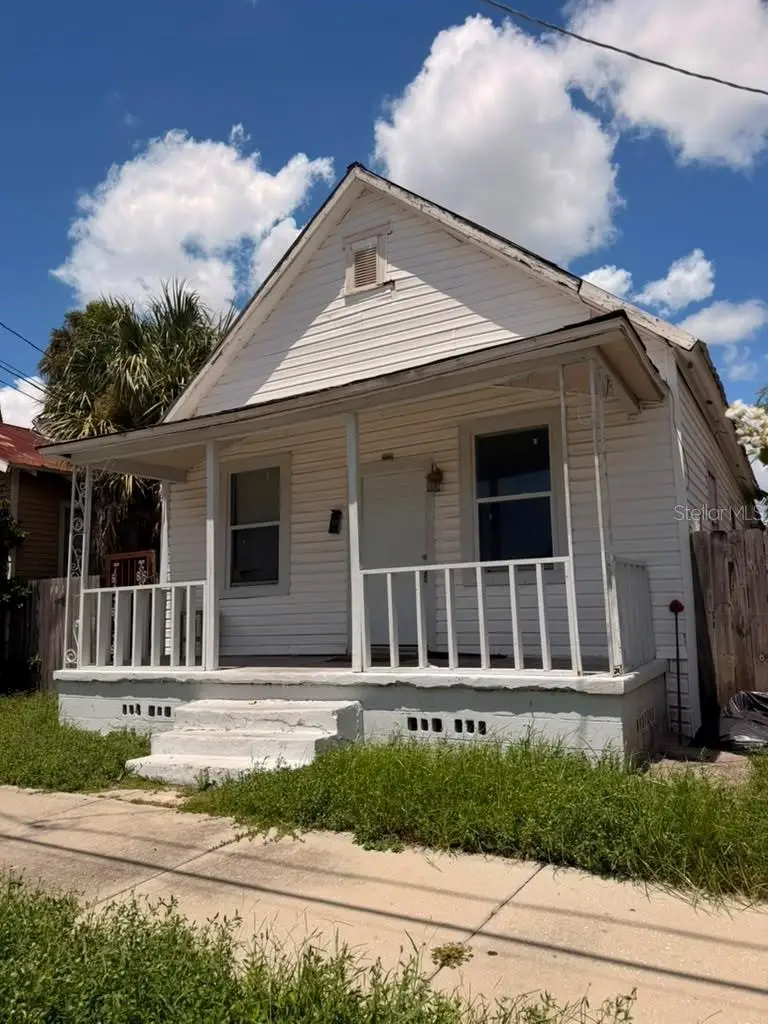 2323 W Chestnut Street, Tampa, FL 33607 - #1