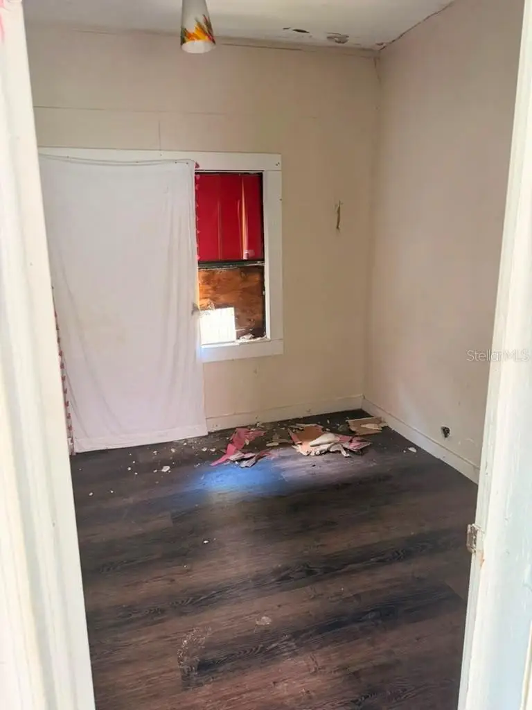2323 W Chestnut Street, Tampa, FL 33607 - #3