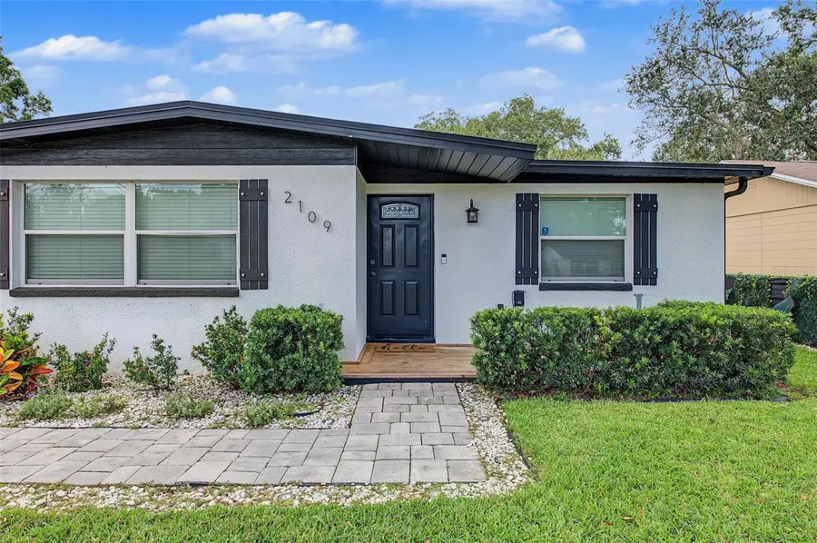 2109 E Flora Street, Tampa, FL 33610 - #3