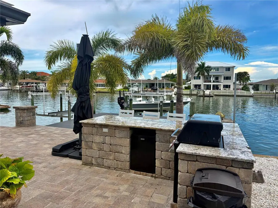430 Palm Island Se, Clearwater Beach, FL 33767 - #2