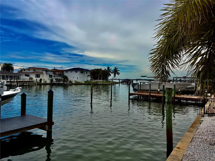 430 Palm Island Se, Clearwater Beach, FL 33767 - #3