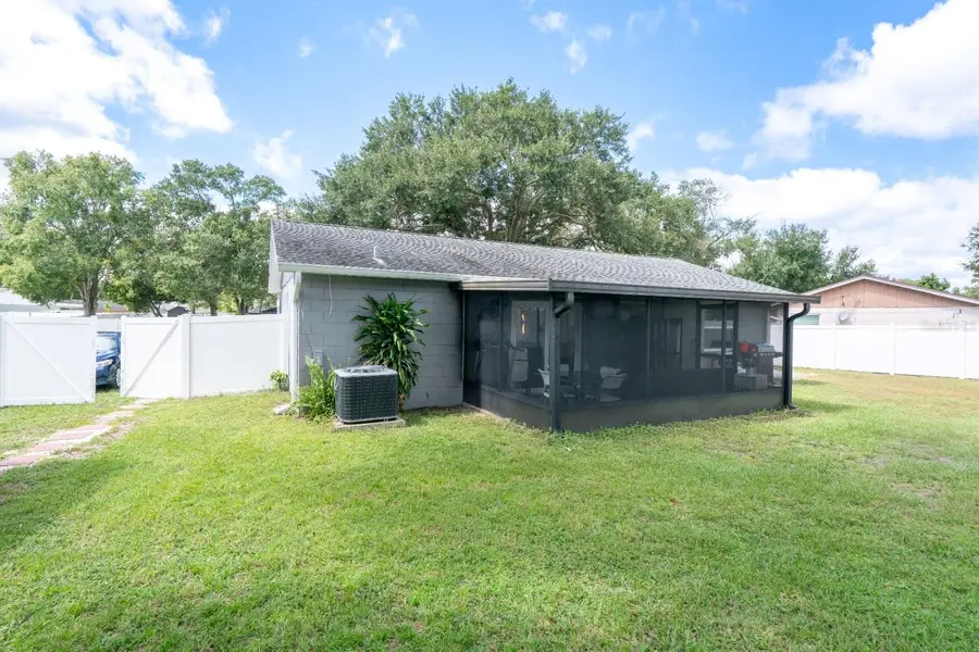 13915 Bridgeport Drive, Tampa, FL 33625 - #3