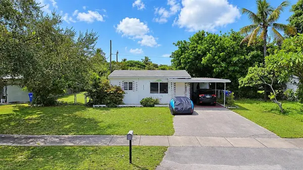 2617 NE 16th Avenue, POMPANO BEACH, FL 33064