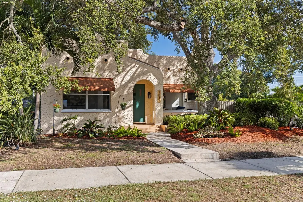 1037 51st Avenue N, Saint Petersburg, FL 33703 - #1