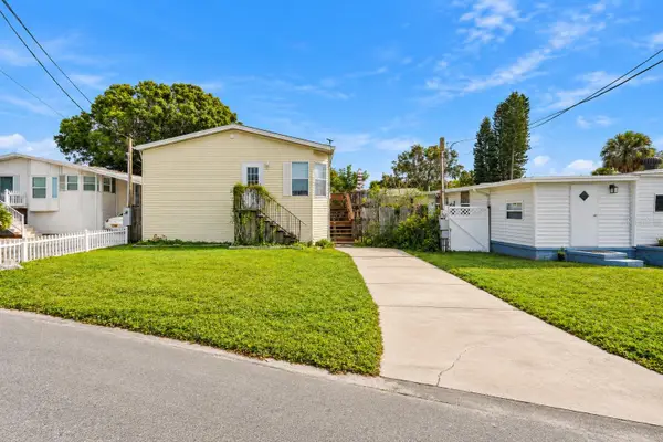 804 River View Lane, TARPON SPRINGS, FL 34689