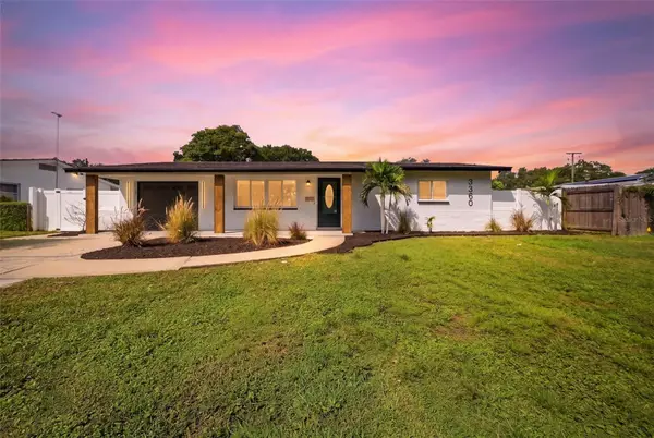 3360 70 Street N, ST PETERSBURG, FL 33710