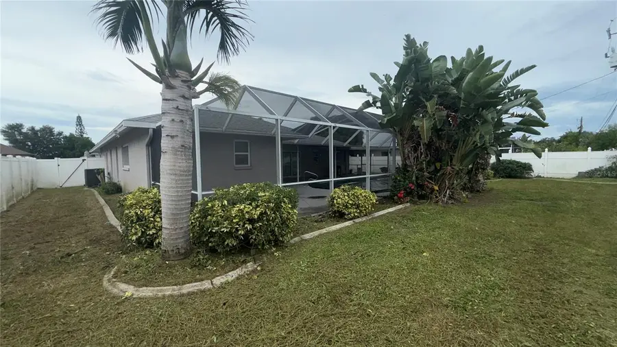 4340 SW 6th Place, Cape Coral, FL 33914 - #2