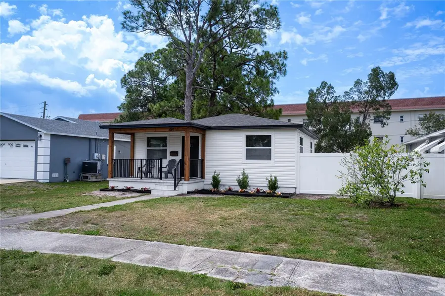 326 41st Avenue N, Saint Petersburg, FL 33703 - #3