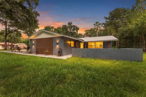 17818 Deerfield Drive, LUTZ, FL 33558