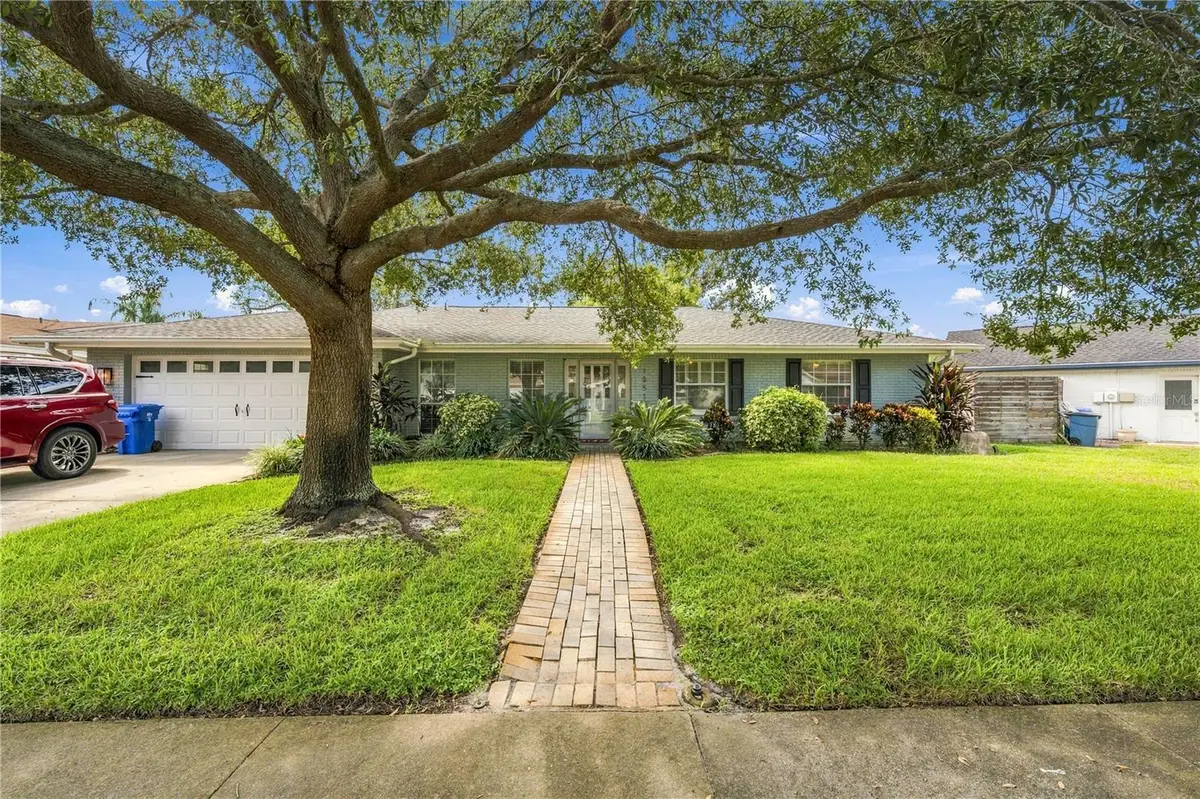 13510 Gibbons Pass, Tampa, FL 33613 - #1