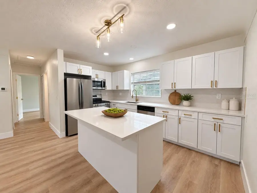4558 25th Avenue N, Saint Petersburg, FL 33713 - #2