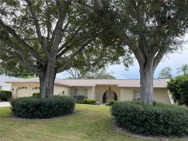 14436 Bay Hills Drive, LARGO, FL 33774