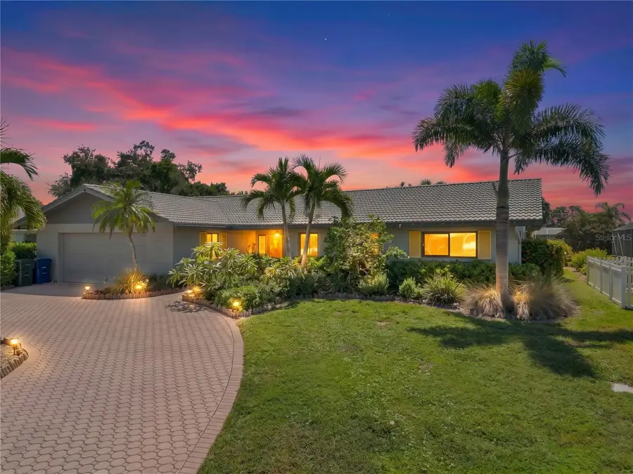 3377 Spring Mill Circle, Sarasota, FL 34239 - #2