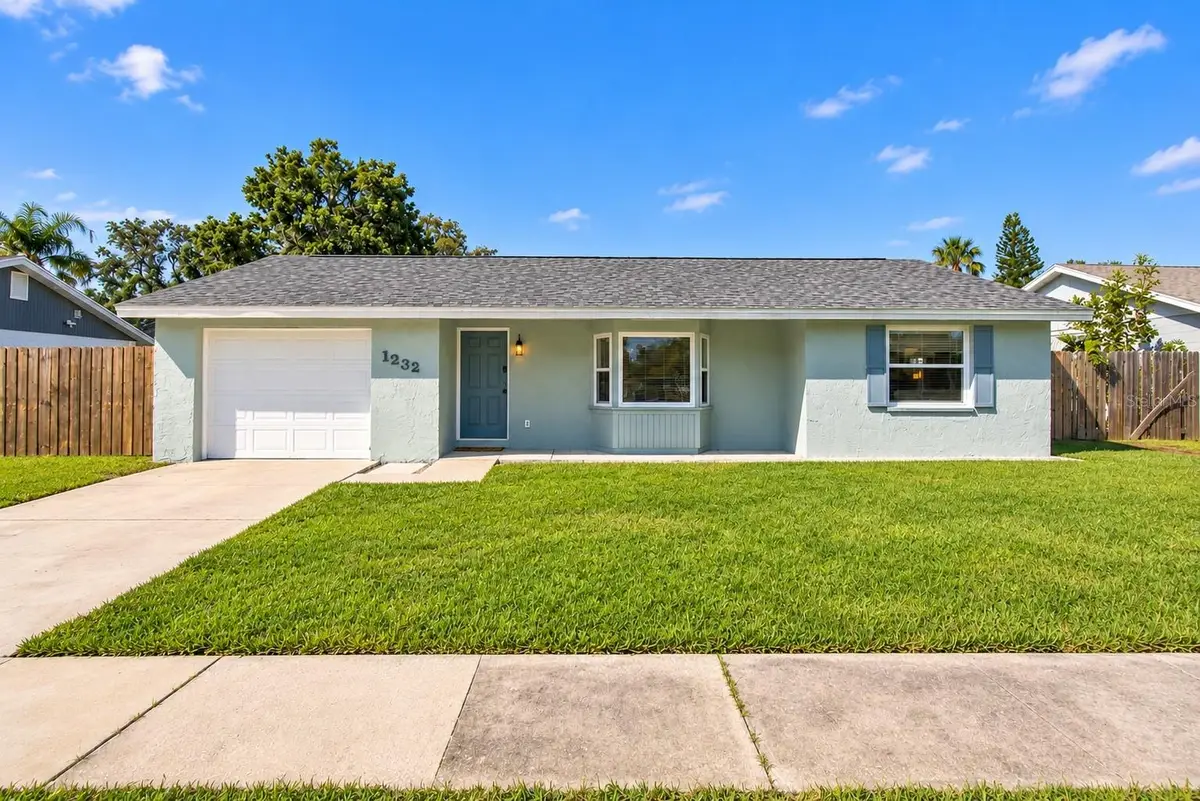 1232 18th Avenue Sw, Seminole, FL 33778 - #1