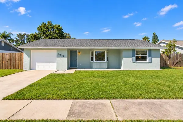 1232 18th Avenue Sw, SEMINOLE, FL 33778