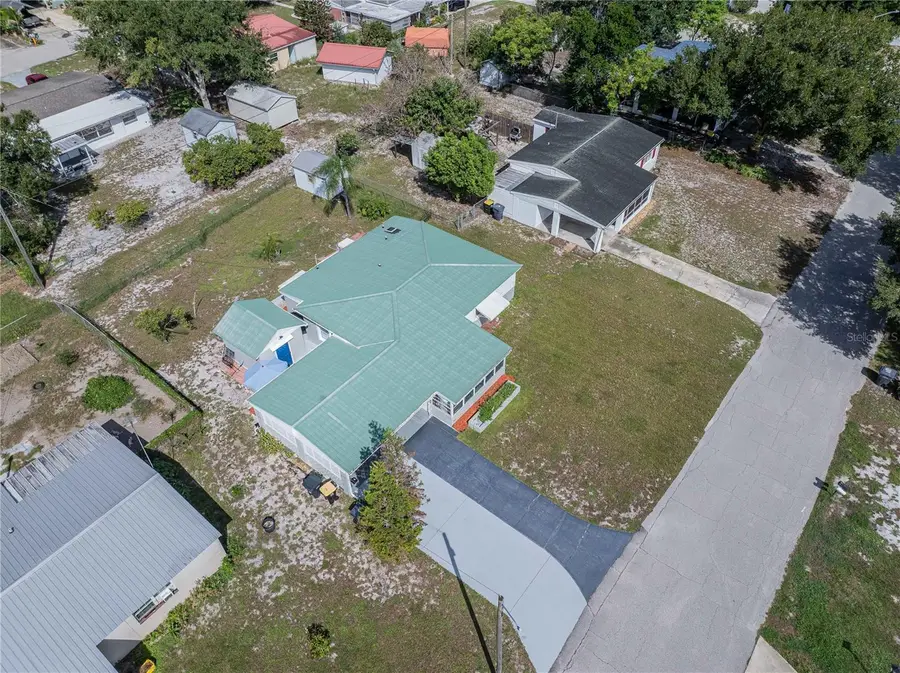 506 Thomas Avenue, Frostproof, FL 33843 - #2