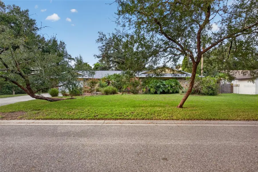 531 Garrard Drive, Temple Terrace, FL 33617 - #3