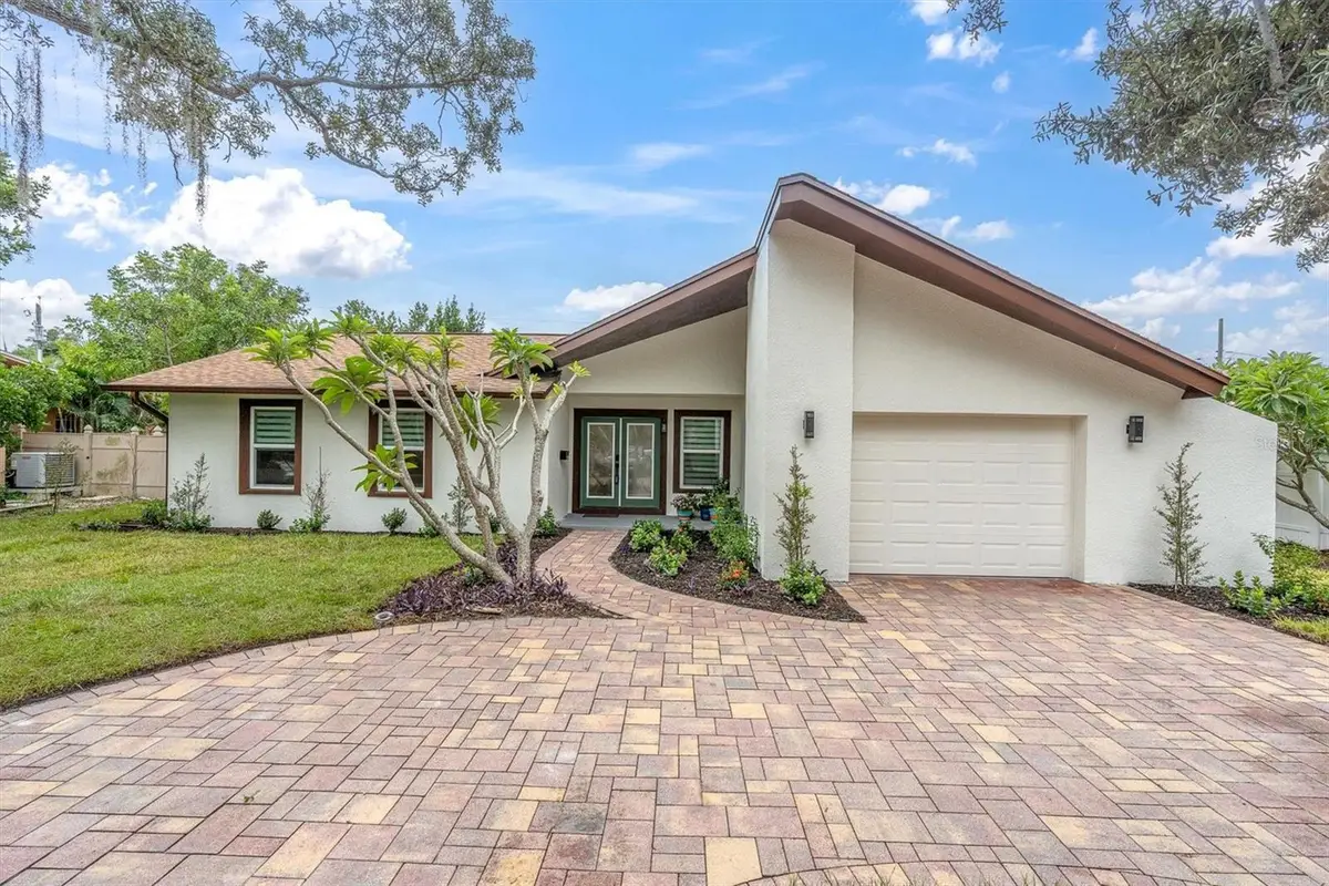 2010 Pinellas Point Drive S, Saint Petersburg, FL 33712 - #1